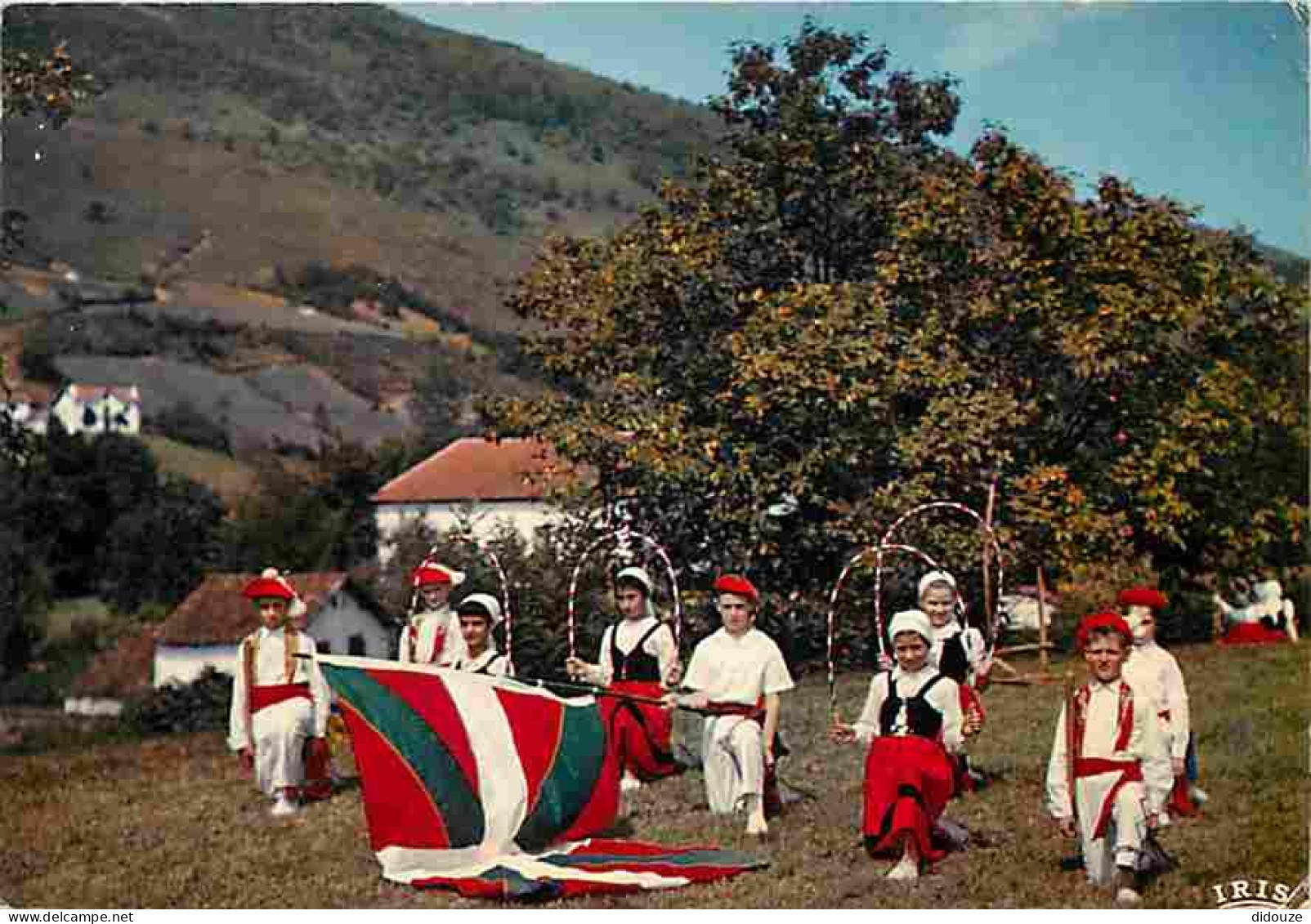 Folklore - Danses - Pays Basque - Ispoure - Groups Folklorique De Mme Servant - Flamme Postale - Voir Scans Recto Verso - Danze