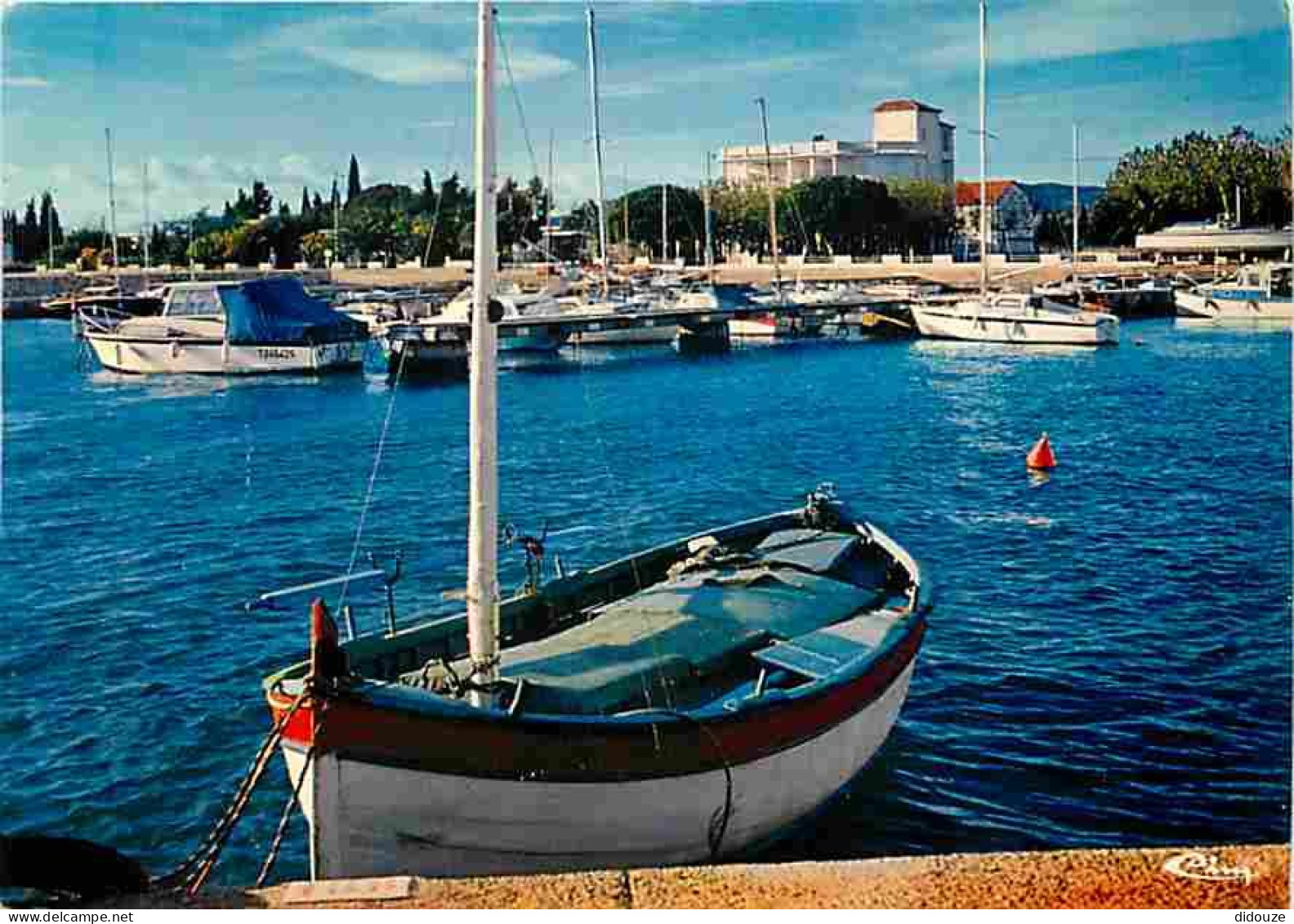 83 - La Londe Les Maures - Vue Générale - Port Miramar - Bateaux - CPM - Voir Scans Recto-Verso - La Londe Les Maures