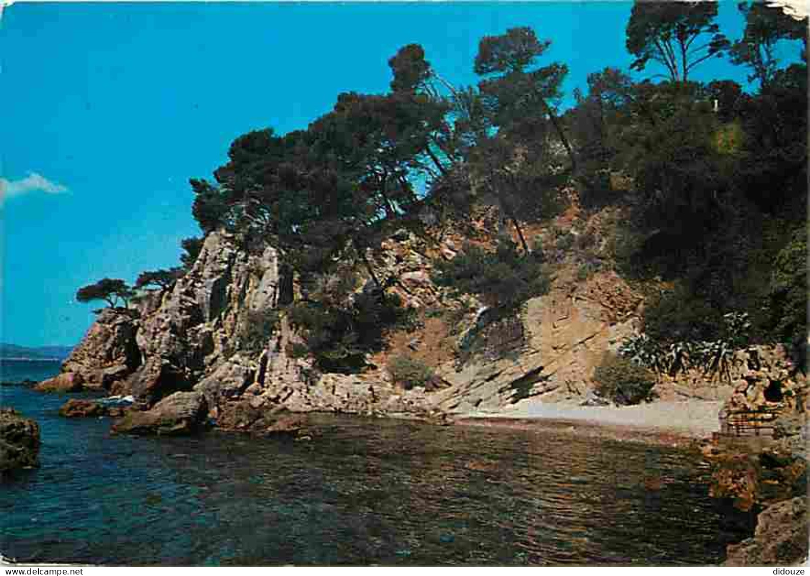 83 - Le Pradet - Village Vacances Familles - Vue D'ensemble Du Village - Au Loin Toulon Et Le Mont Faron - CPM - Voir Sc - Le Pradet