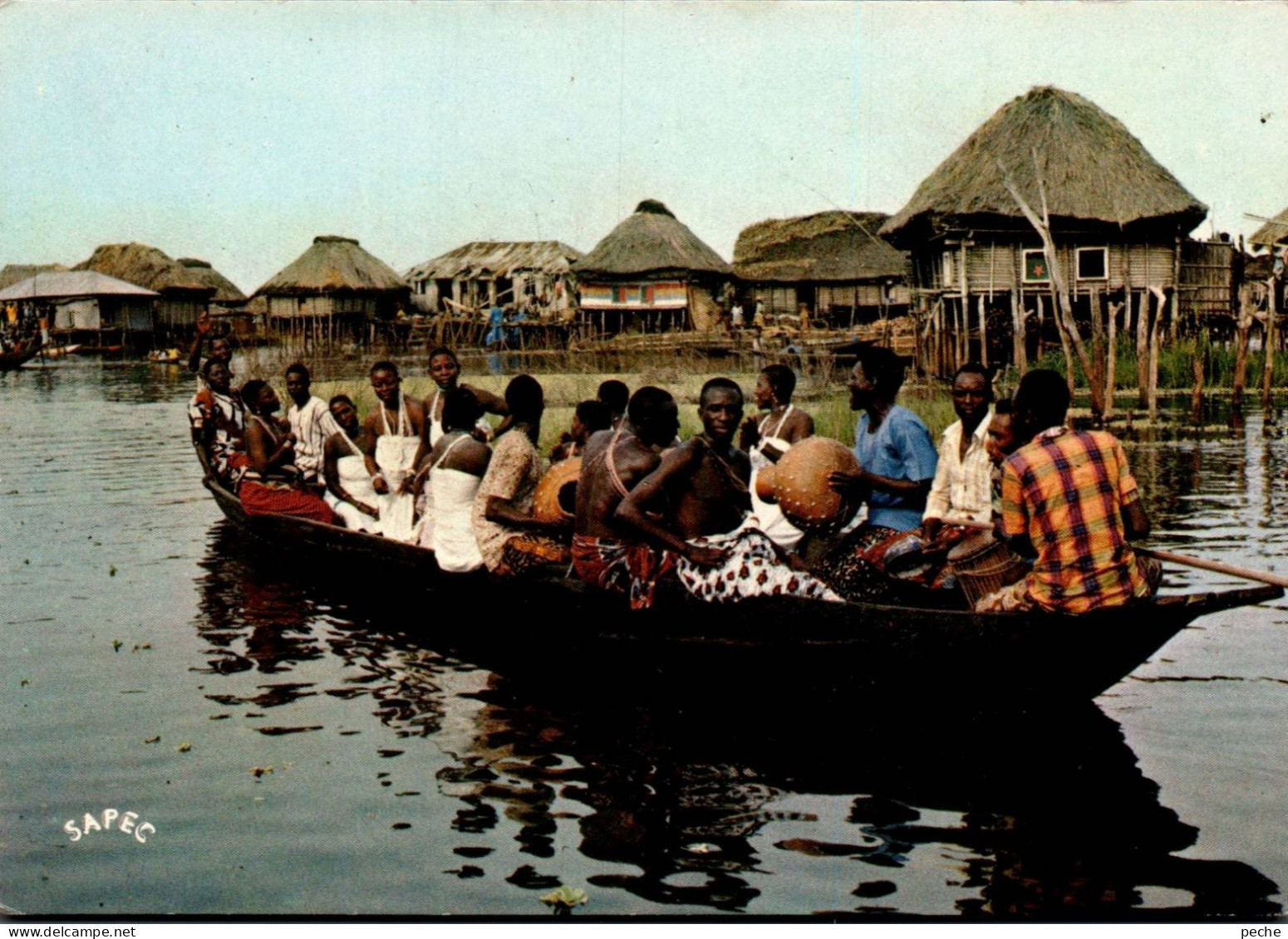 N°1181 Z -cpsm Fête Au Village Lacustre Ganvier - Benin