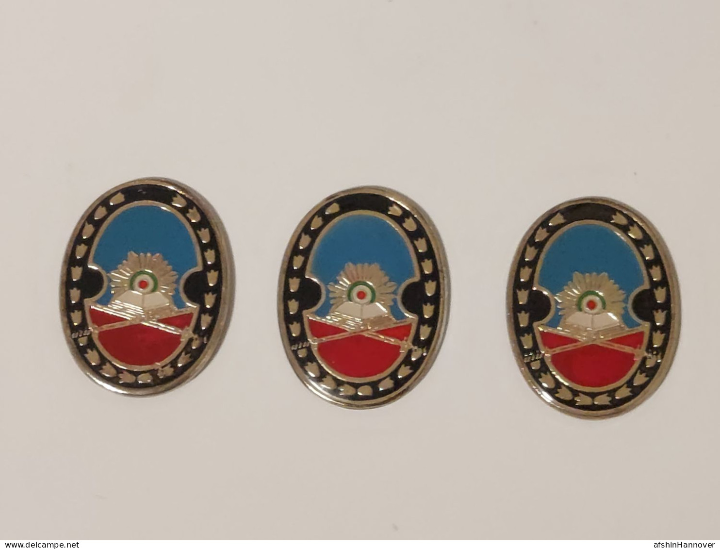 Persian, Iran , Iranian Three Badges Of The Army Officer College    سه سنجاق سینه دانشکده افسری ارتش - Esercito