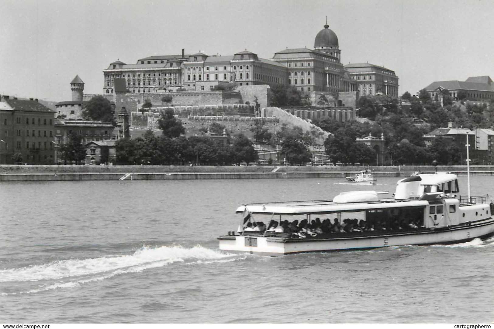 Hungary Budapest Buda Castle Cruise Boat - Hongrie