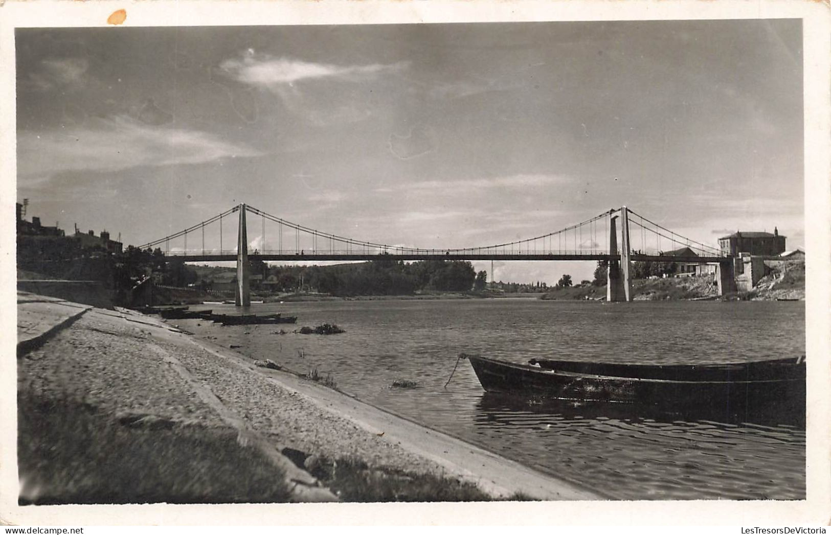 FRANCE - Tournus (S Et L) - Vue Sur Le Pont Suspendu - Sur La Saône - Terminée En 1950 - Carte Postale Ancienne - Macon
