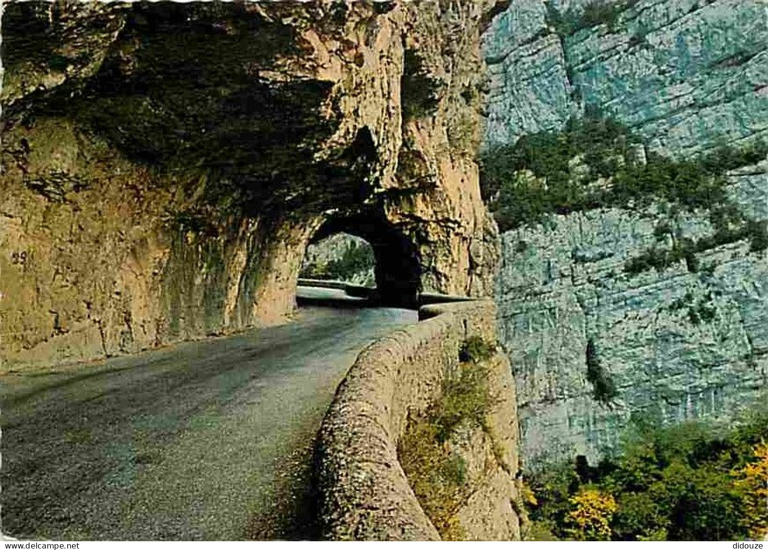 26 - Drome - Vercors - La Route Des Grands Goulets Dominant Les Gorges De La Vernaison - CPM - Voir Scans Recto-Verso - Les Grands Goulets