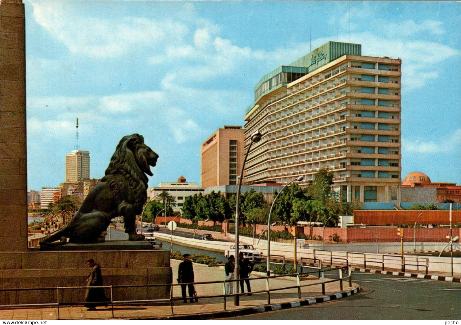 N°1206 Z -cpsm Hôtel Le Caire -The Hilton - - Hoteles & Restaurantes