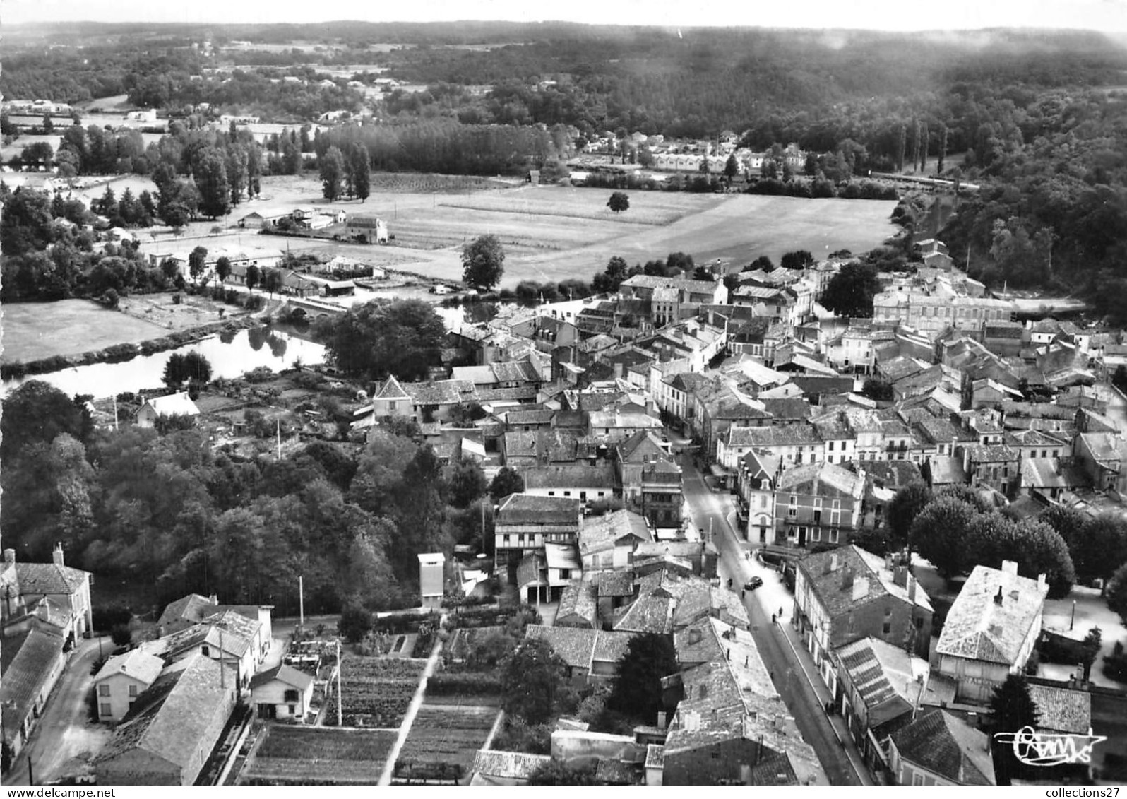 24-MUSSIDAN- VUE GENERALE AERIENNE - Mussidan