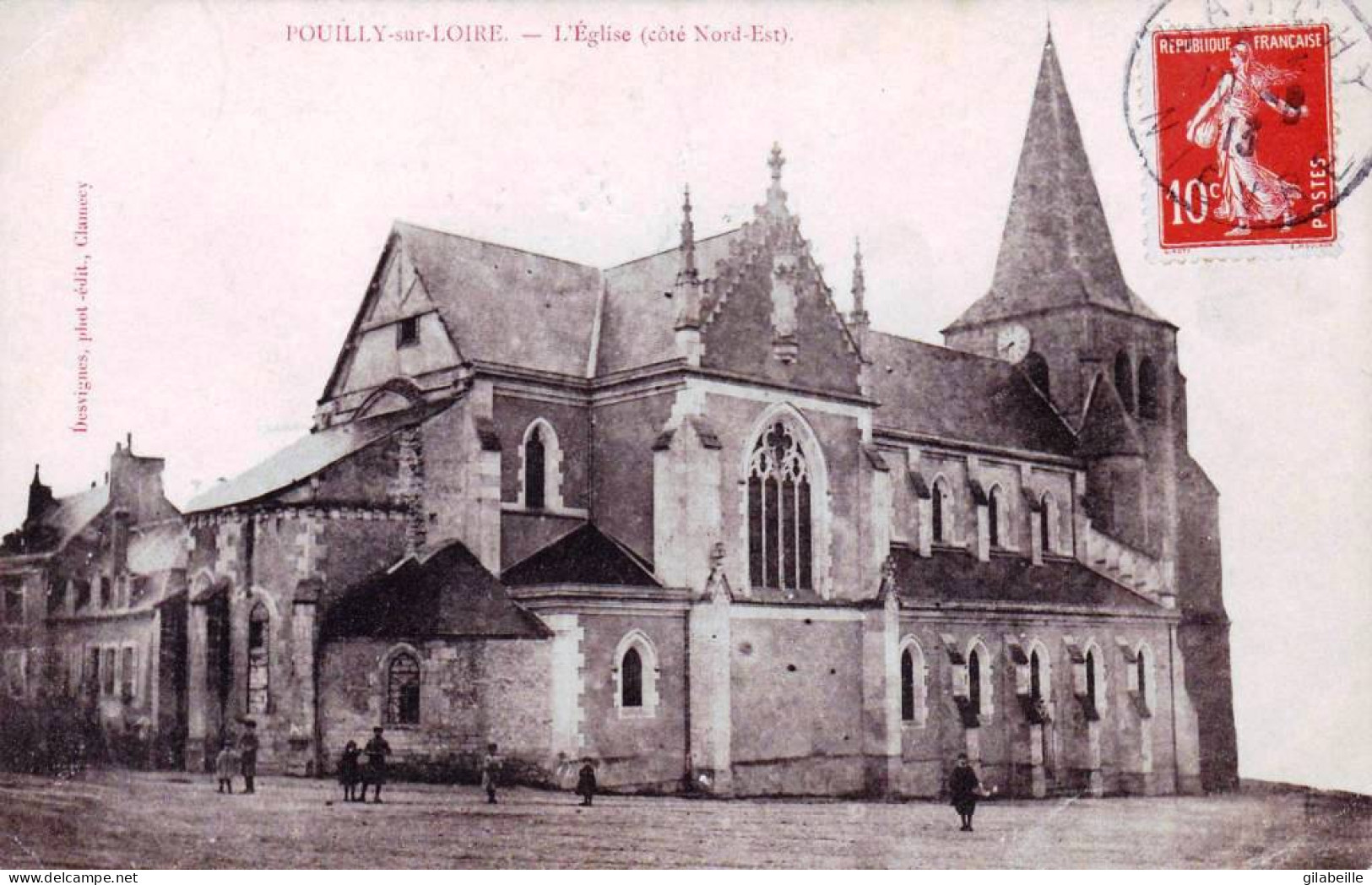 58 - Nievre -  POUILLY  Sur LOIRE -  L église - Coté Nord Est - Pouilly Sur Loire