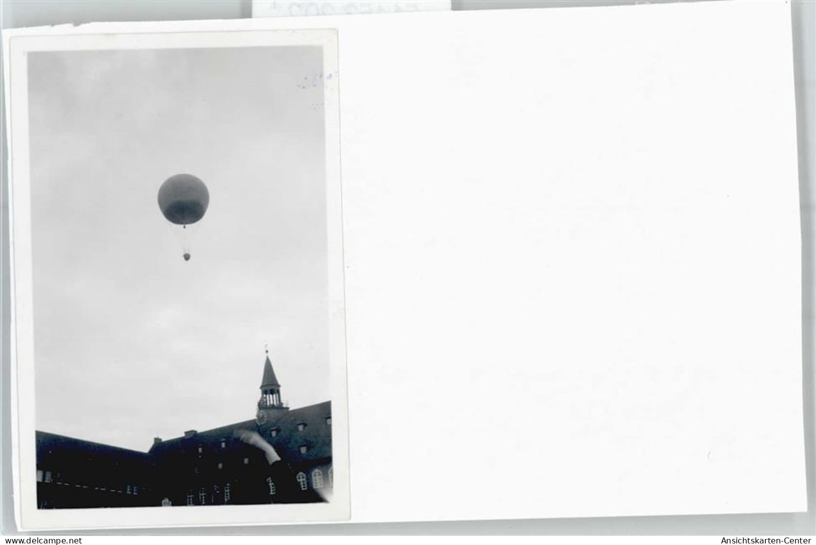 51153202 - Foto - Fesselballons