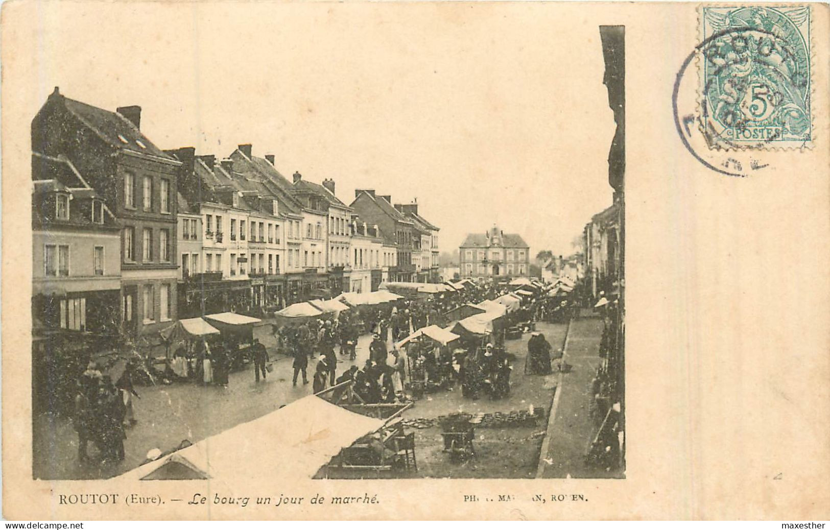 ROUTOT Le Bourg Un Jour De Marché - Routot