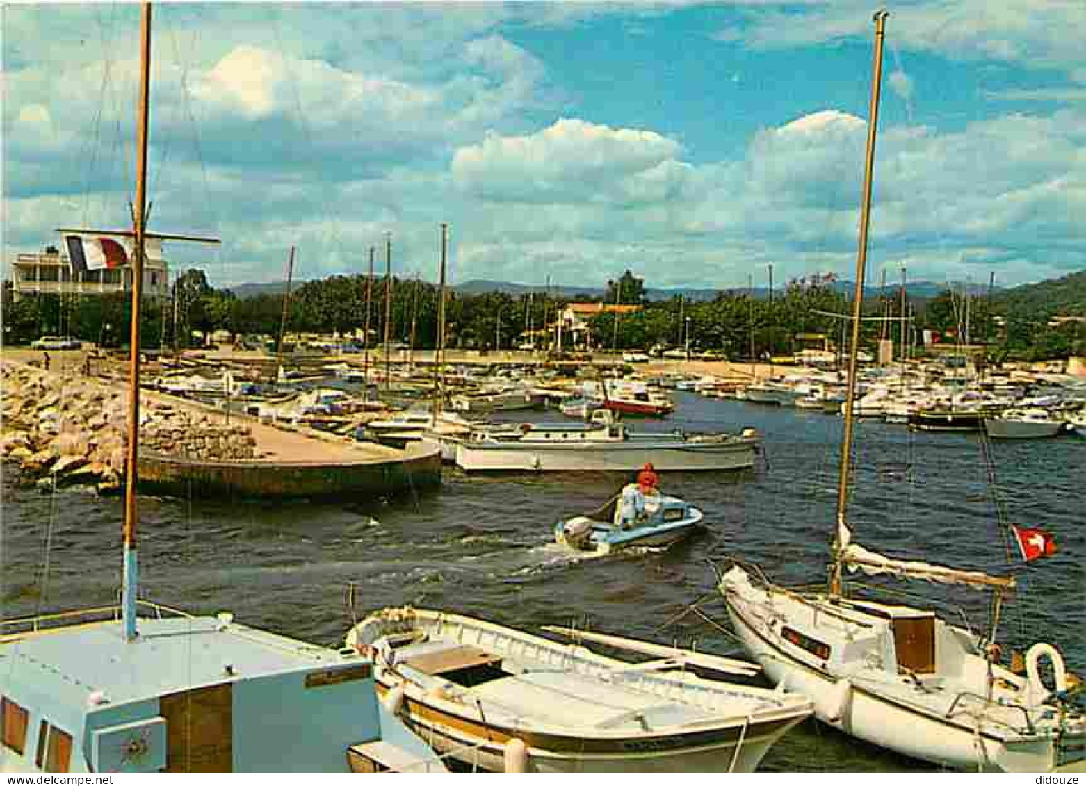 83 - La Londe Les Maures - Le Port De Miramar - Bateaux - CPM - Voir Scans Recto-Verso - La Londe Les Maures