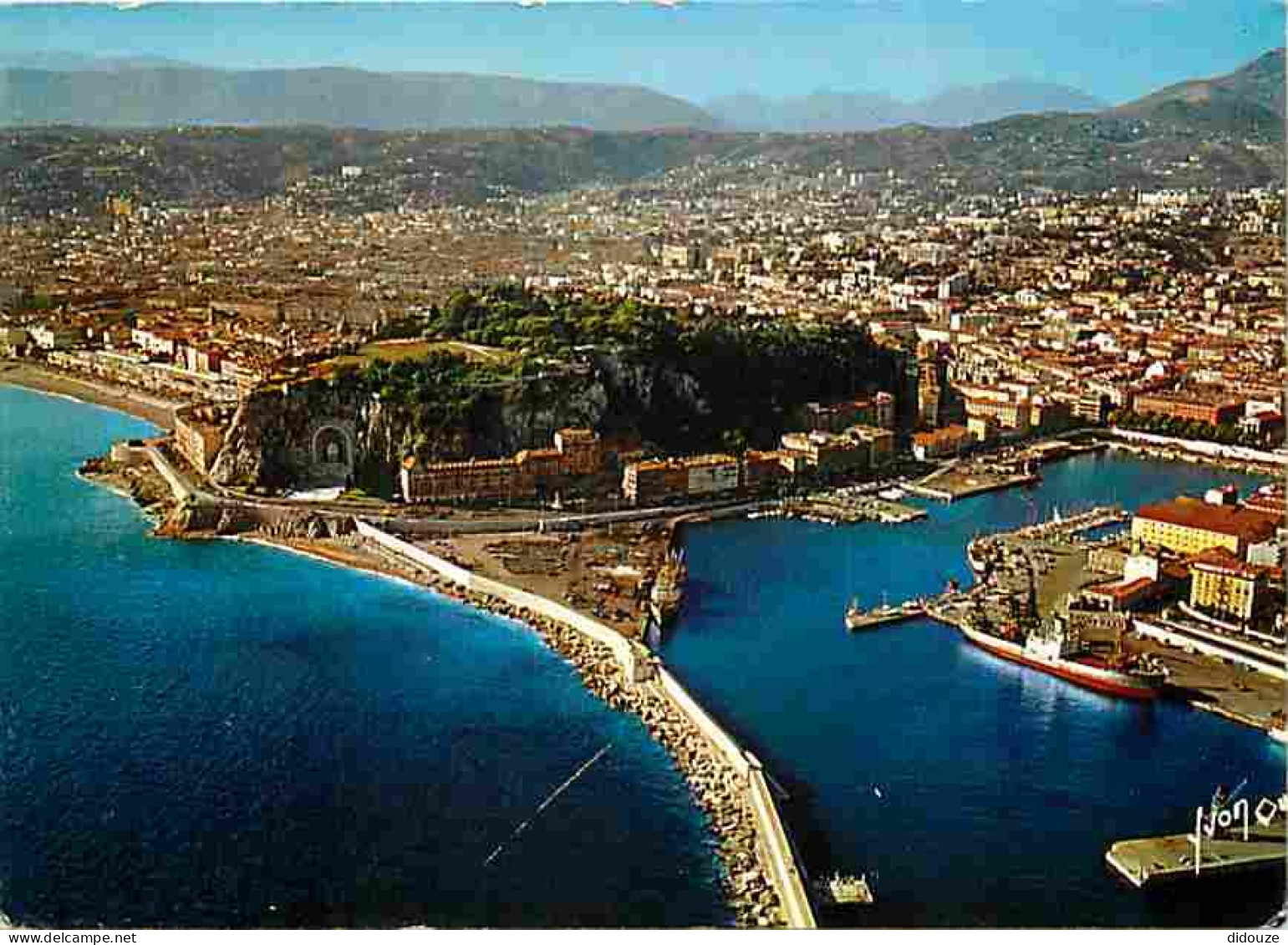 06 - Nice - Vue Générale Sur Le Port Et La Ville - CPM - Voir Scans Recto-Verso - Transport Maritime - Port