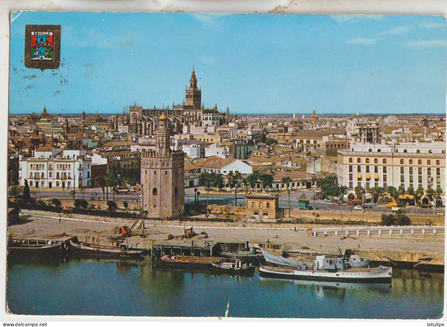 Sevilla   Tour De L'Or  Vue Partielle - Port Animée_Bateaux - Sevilla