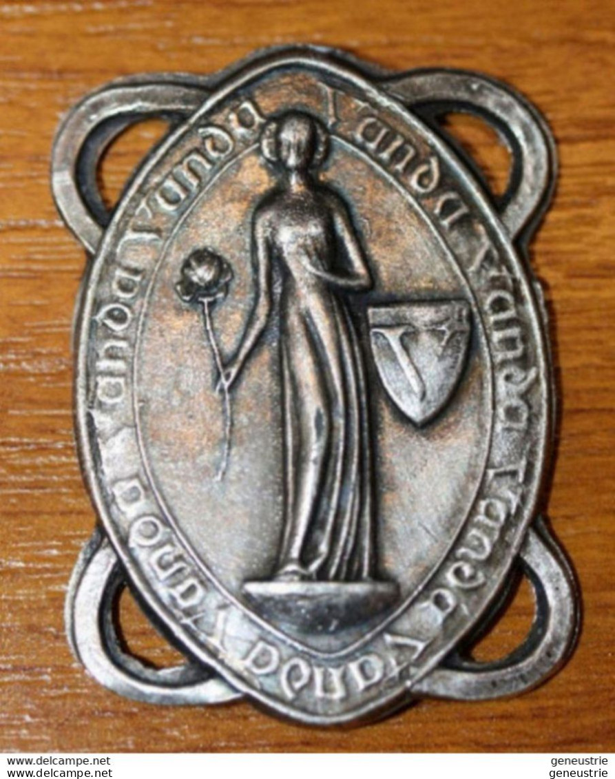 Médaille à Coudre (Sportelle) "Princesse Vanda - Fille Du Roi Polonais Krac" Cracovie - Pologne - Religion &  Esoterik