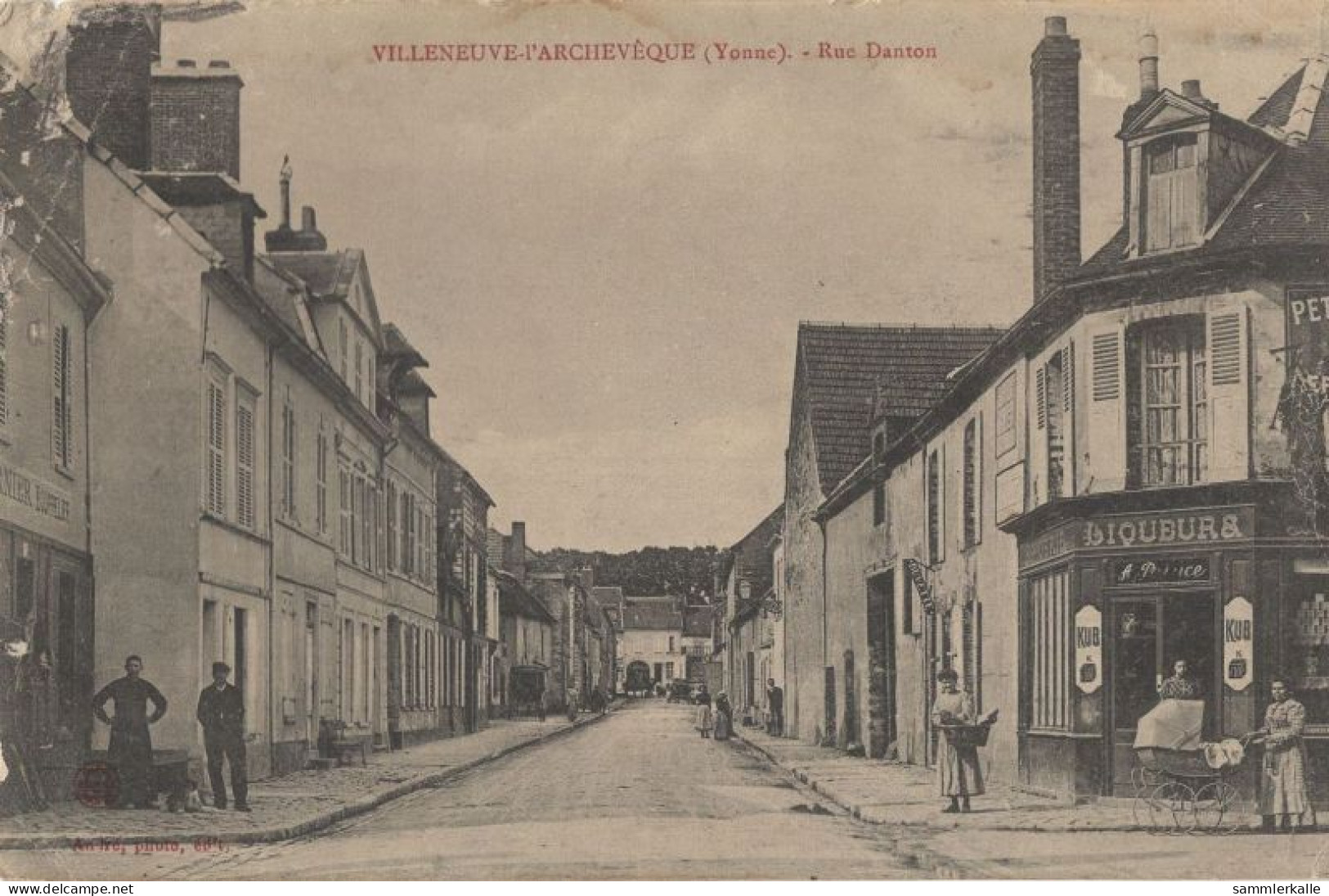 133613 - Villeneuve-l’Archevêque - Frankreich - Rue Danton - Villeneuve-l'Archevêque