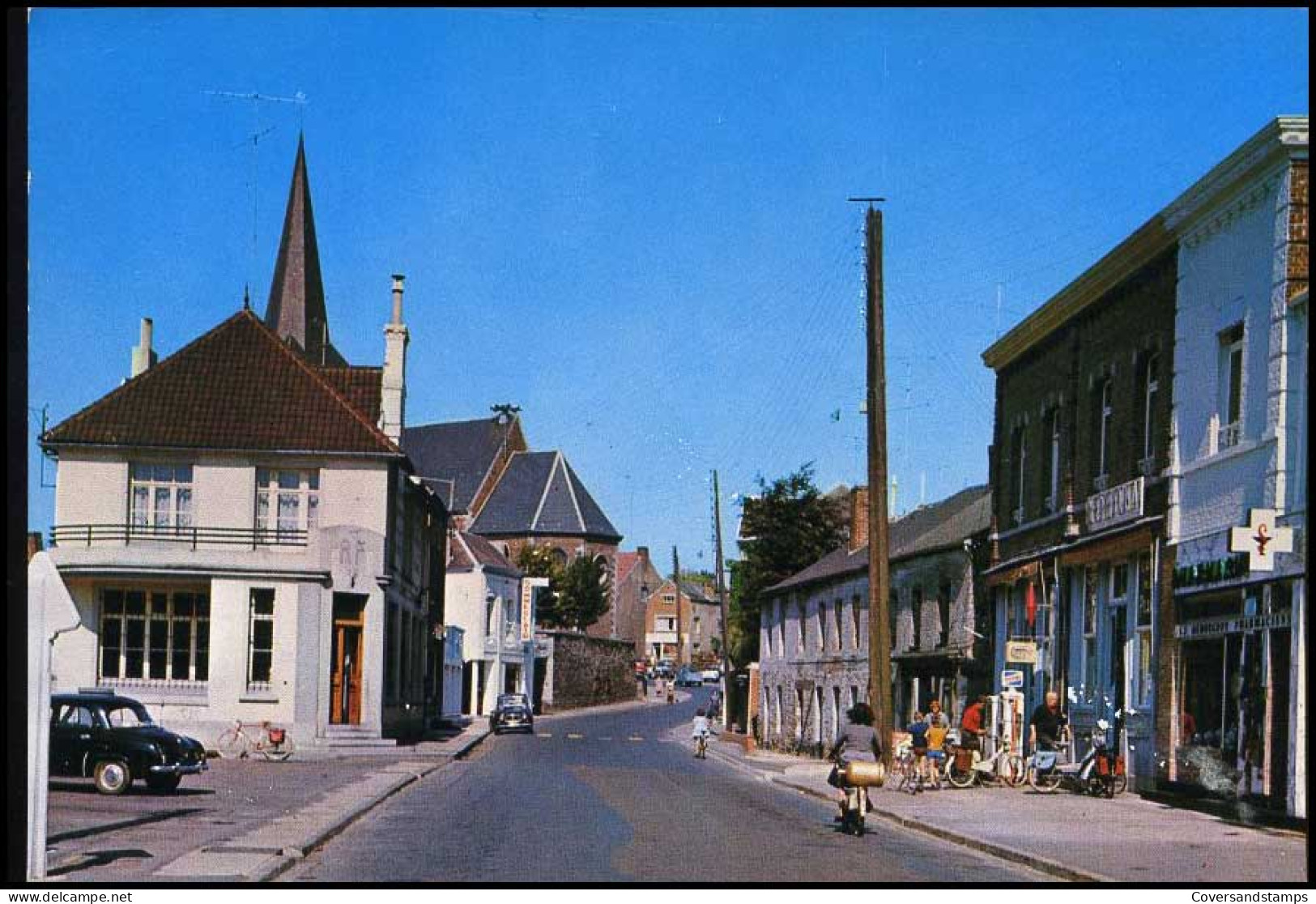 Ferrière-la-Grande, Rue Victor Hugo - Avesnes Sur Helpe