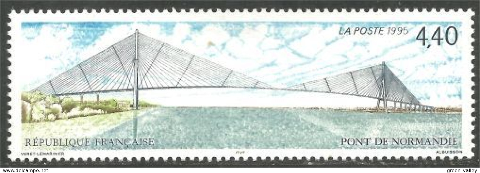 359 France Yv 2923 Pont Normandie Bridge Brucke Ponte MNH ** Neuf SC (2923-1b) - Ponts