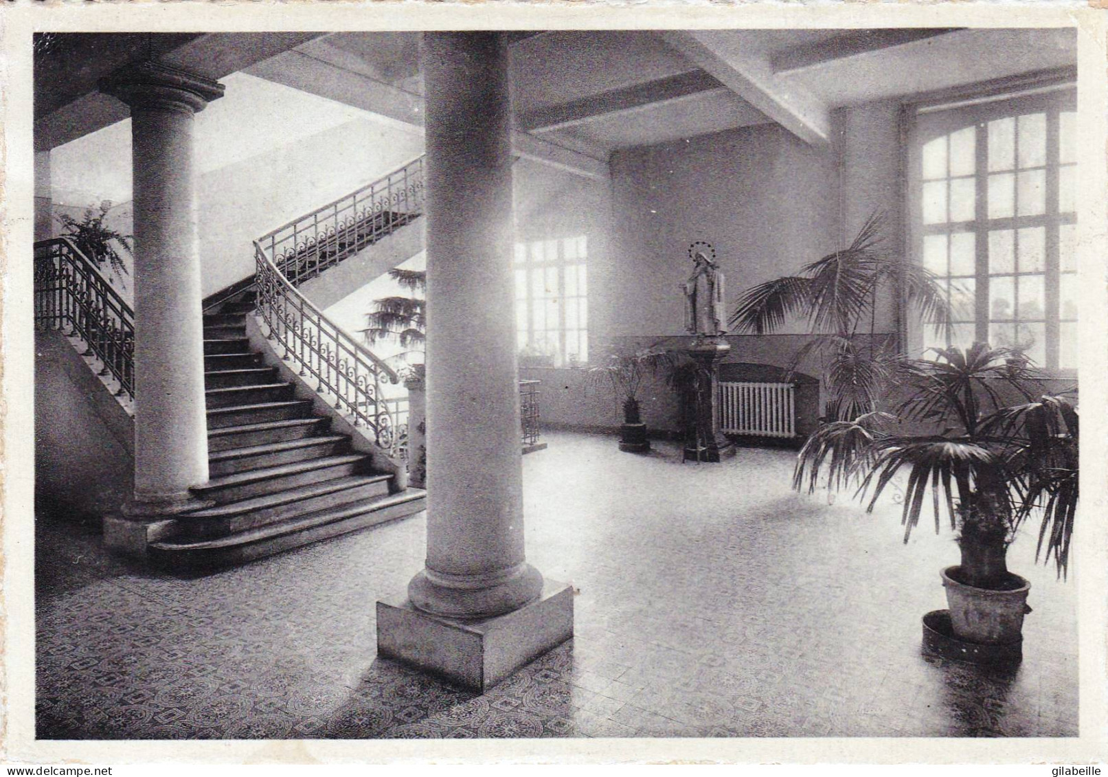 Belgique  - CELLES - Institut Des Religieuses De La Visitation - L école Normale -  Le Hall - Celles