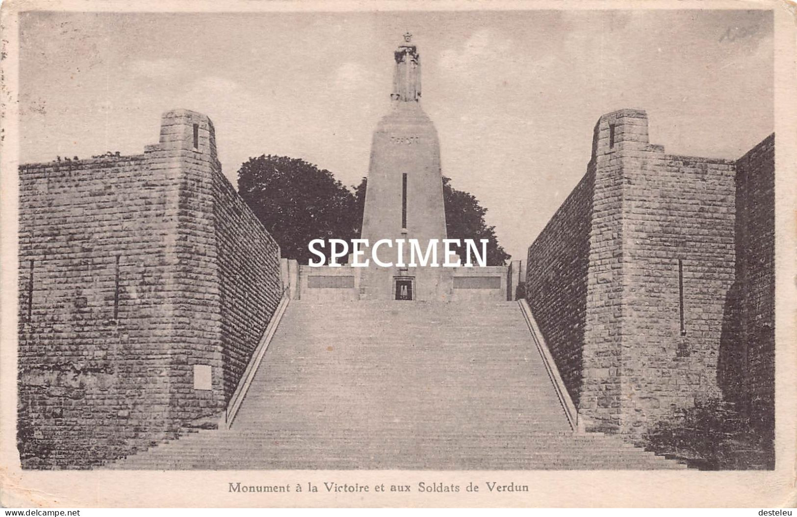 Monument à La Victoire Et Aux Soldats De Verdun - Monumentos A Los Caídos