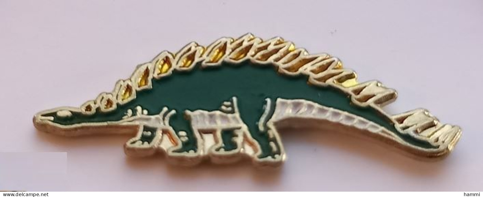 N353 Pin's Dinosaure Stegosaurus Achat Immédiat - Tiere