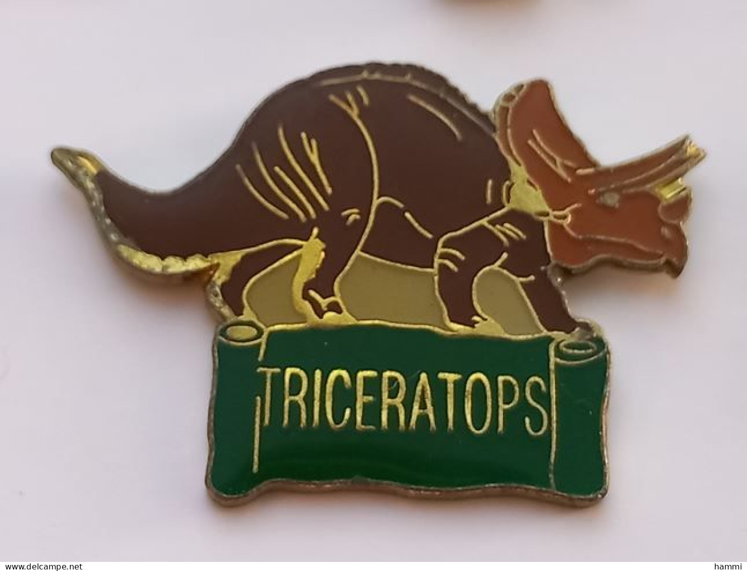 Q350 Pin's Dinosaure Tricératops Achat Immédiat - Animaux
