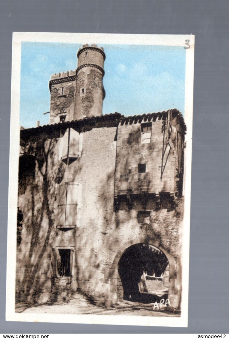 MONESTIES PORCHE ET UNE FACADE DU CHATEAU - Monesties