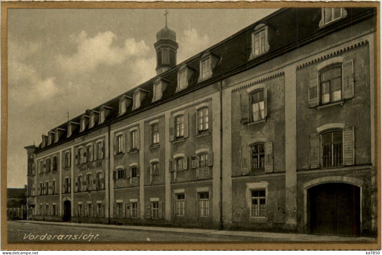 Neuötting, St. Paulusstift, Vorderansicht - Altoetting