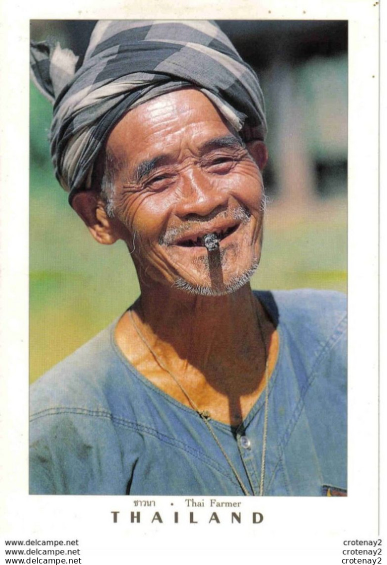 Thailand Thaïlande Portrait D'un Fermier Farmer Fumant Une Cigarette Thai Chiangmai Gros Plan - Tailandia