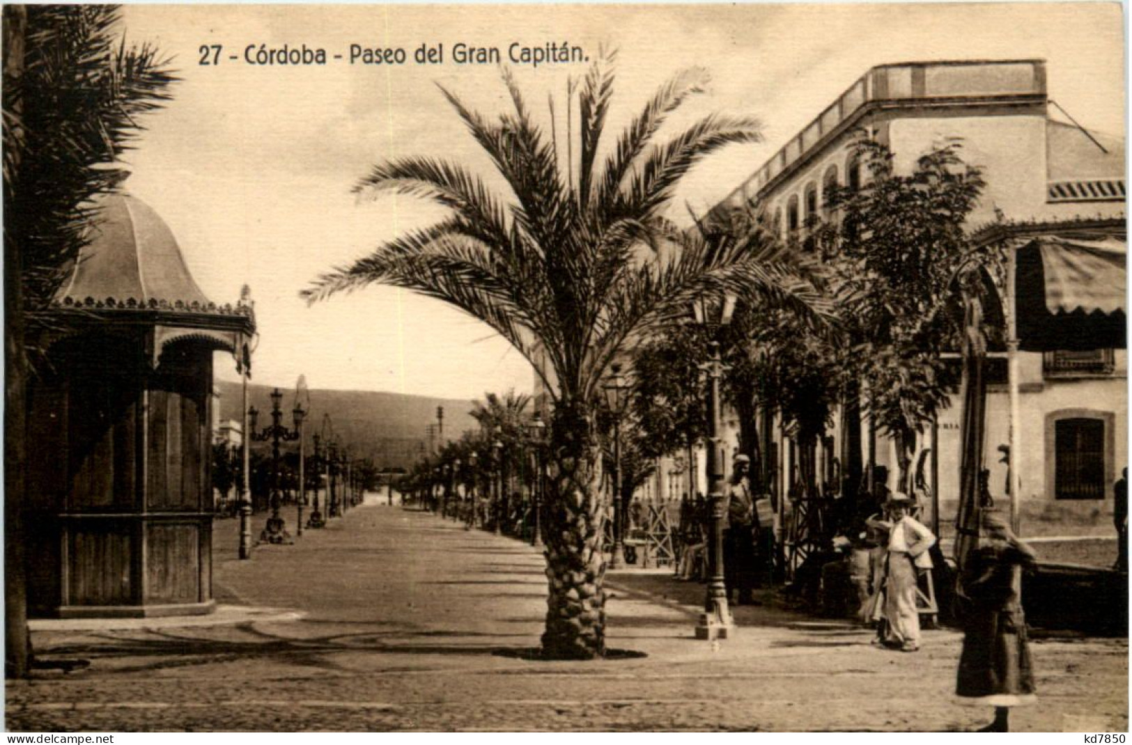 Cordoba - Paseo Del Gran Capitan - Córdoba