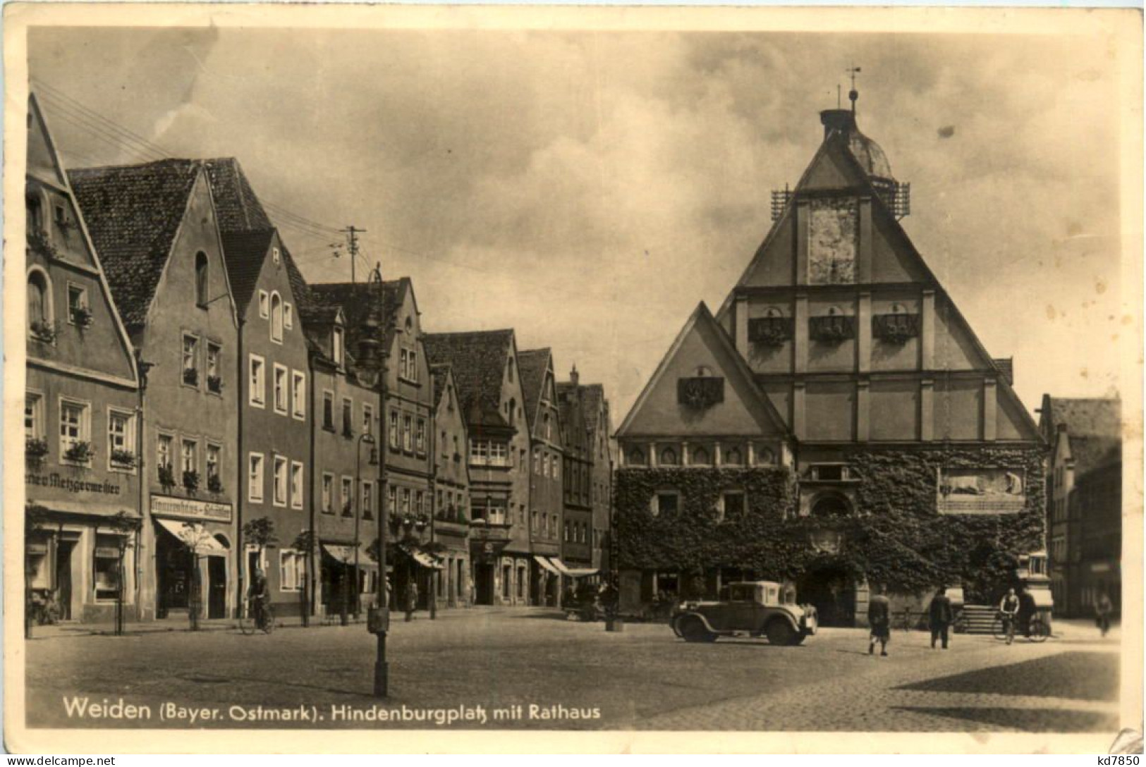 Weiden, Hindenburgplatz Mit Rathaus - Weiden I. D. Oberpfalz