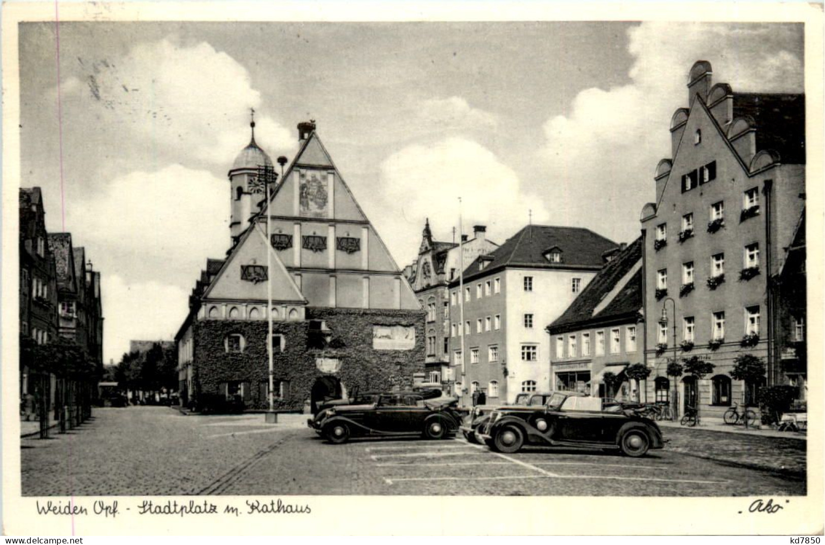 Weiden, Stadtplatz Mit Rathaus - Weiden I. D. Oberpfalz