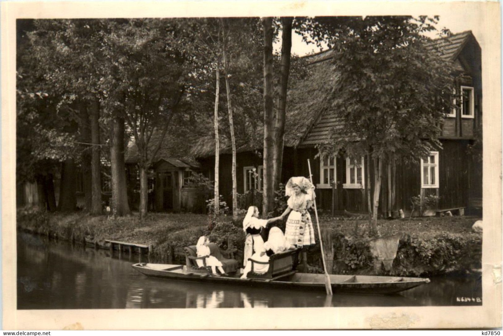 Lübbenau, Spreewald, Frauen In Festtracht - Lübbenau