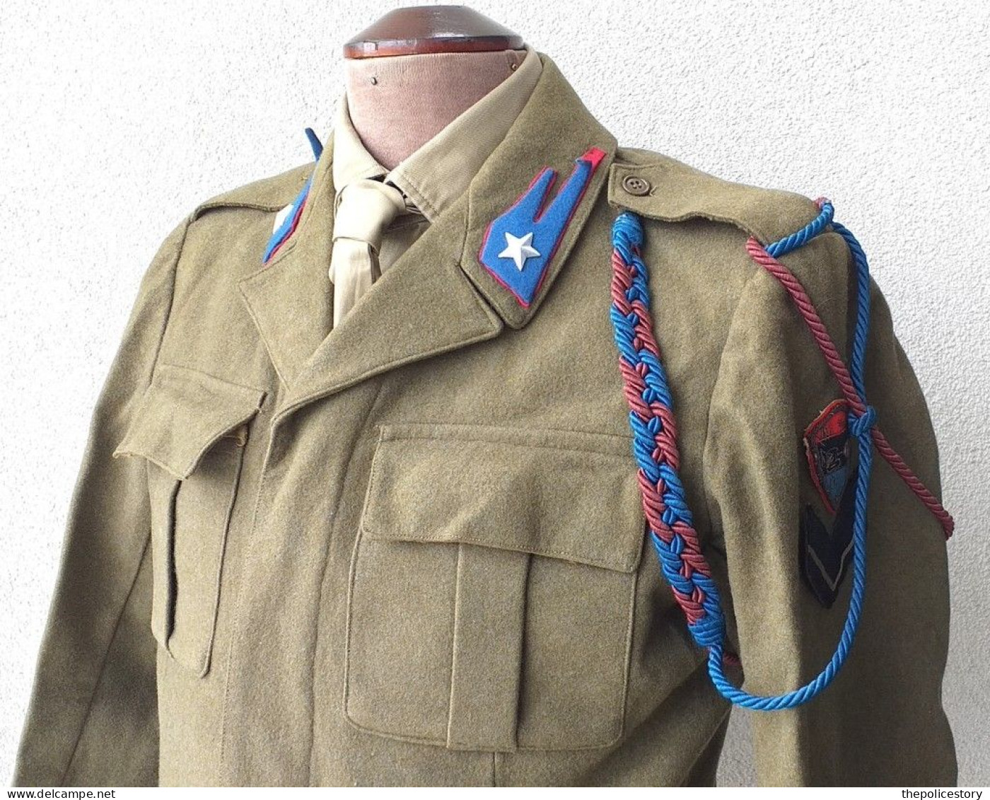 Giacca pantaloni camicia cravatta Caporale Trasmissioni Truppe Corazzate del 1957