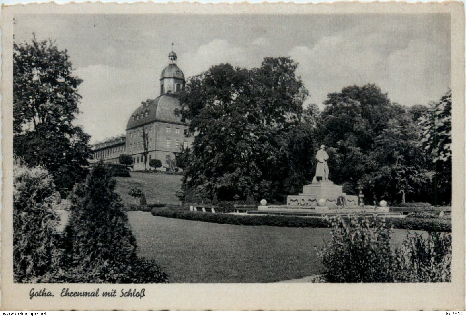 Gotha, Ehrenmall Mit Schloss - Gotha