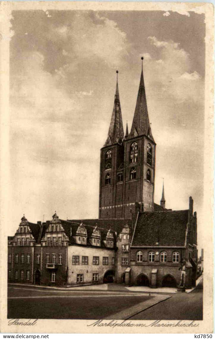 Stendal, Marktplatz Mit Marienkirche - Stendal