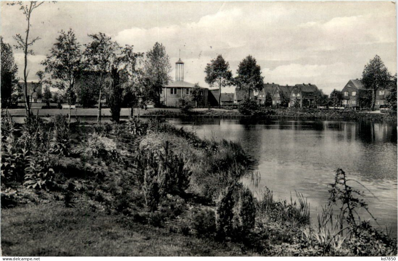 Neumünster, Falderabad-Anlagen Mit Kath. Kirche - Neumünster