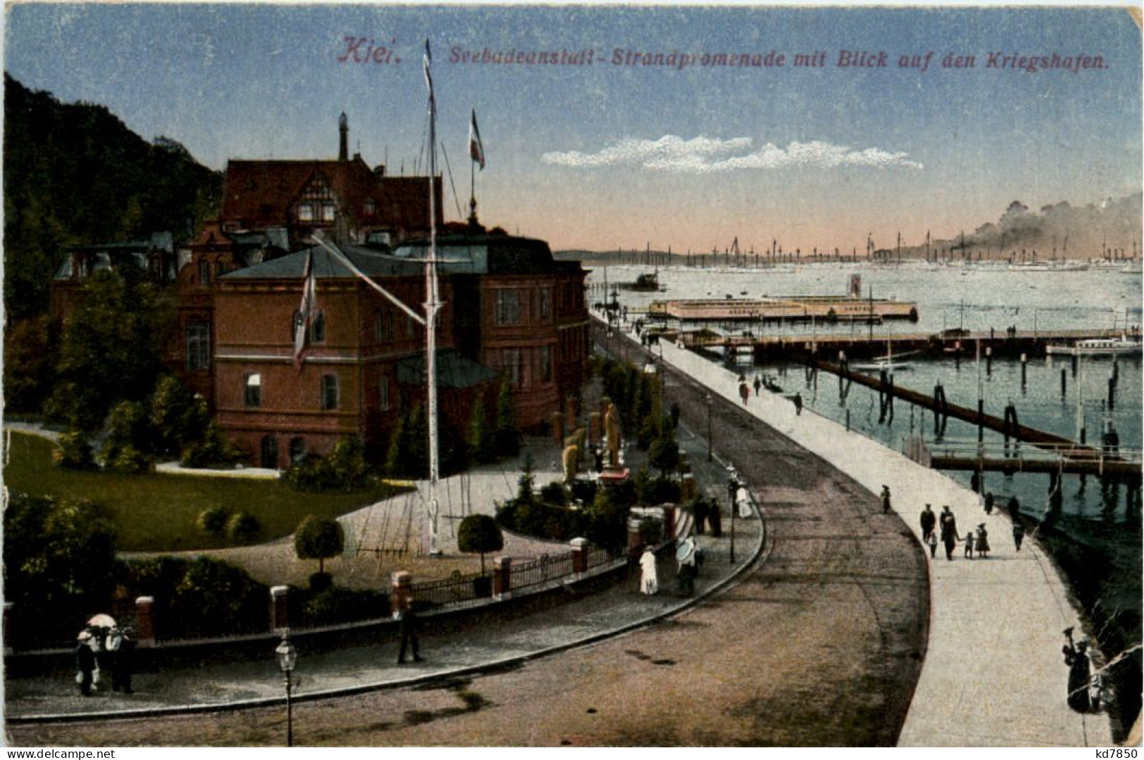 Kiel, Strandpromenade Mit Blick Auf Den Kriegshafen - Kiel