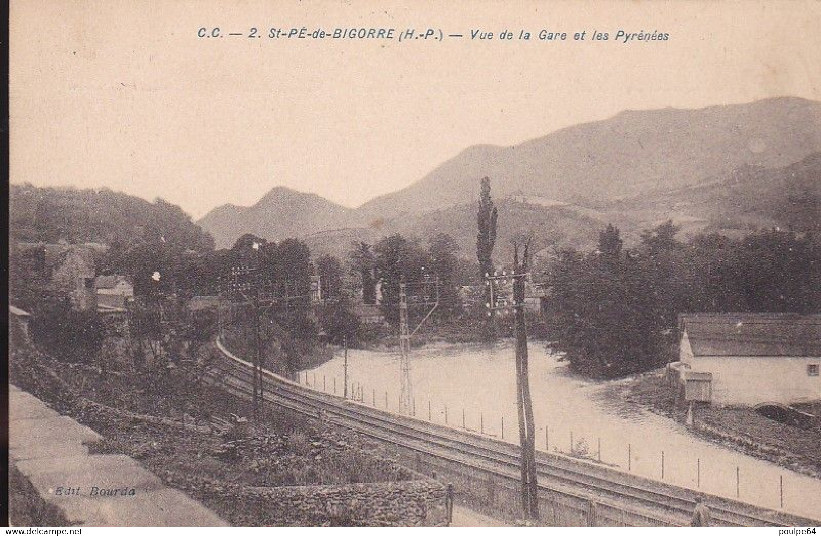 La Gare : Vue Générale - Saint Pe De Bigorre