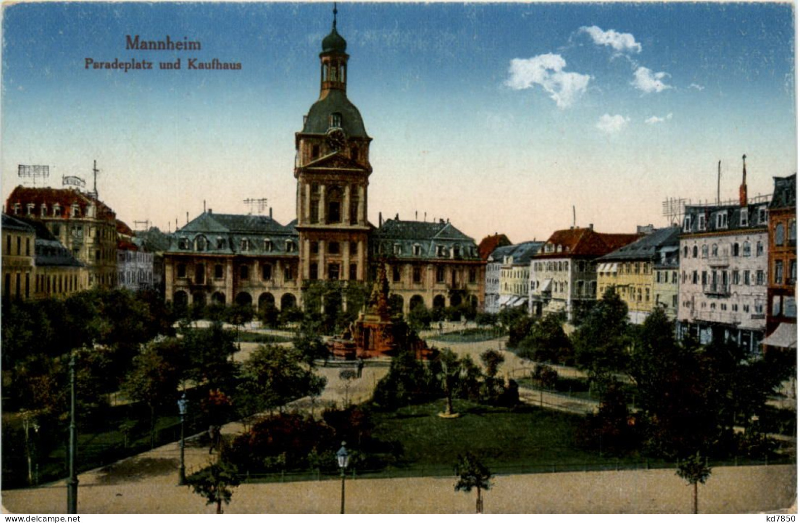 Mannheim, Paradeplatz Und Kaufhaus - Mannheim