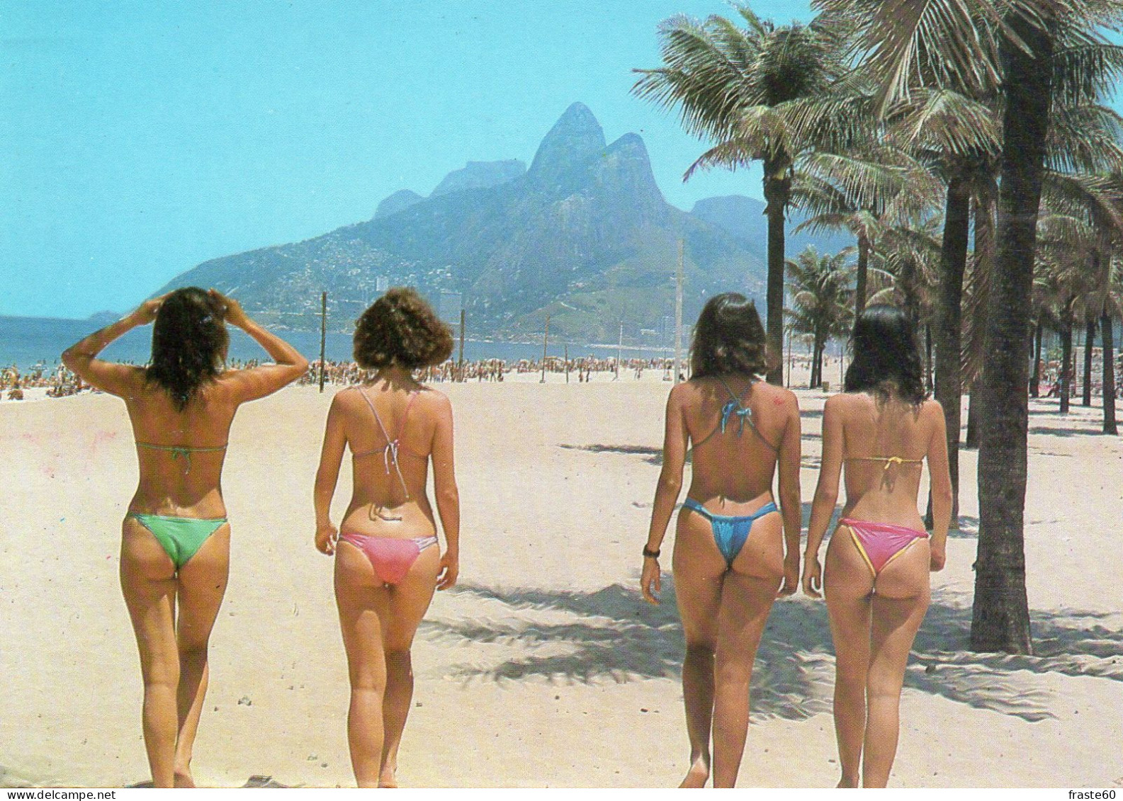 Rio De Janeiro - Praia De Ipanema , Com Suas Garotas De Tanga - Rio De Janeiro