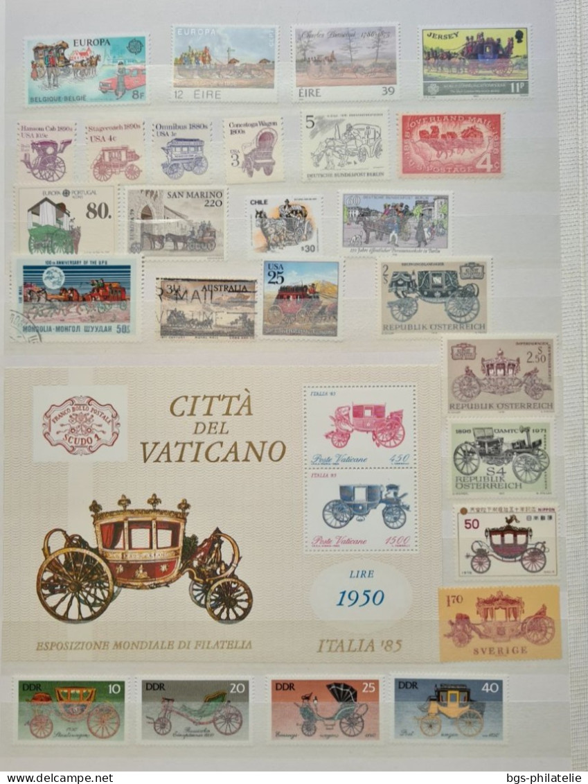 Collection de timbres sur le thème des moyens de transports.