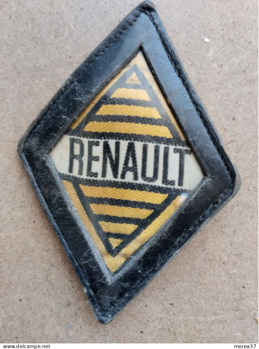 Insigne / Logo RENAULT     BR01 - Voitures