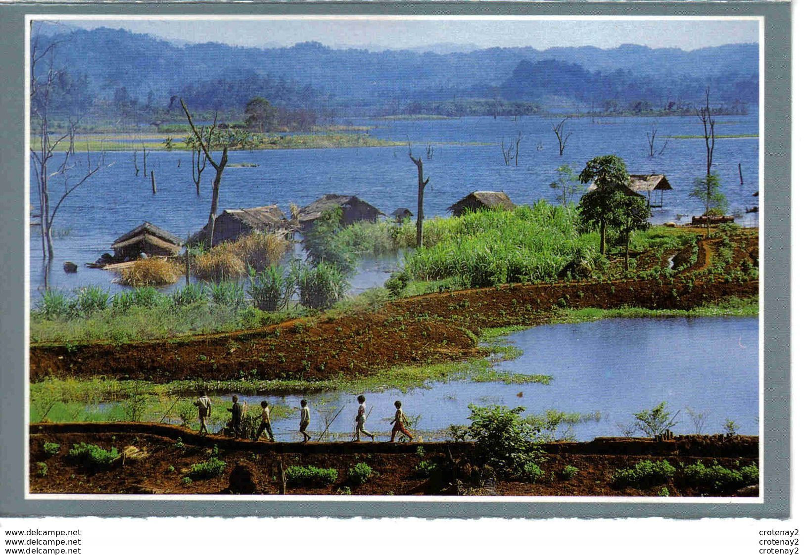 Thailand Thaïlande The Scenery Of The Lake At Kao Lam Dam Kanjanaburi - Tailandia