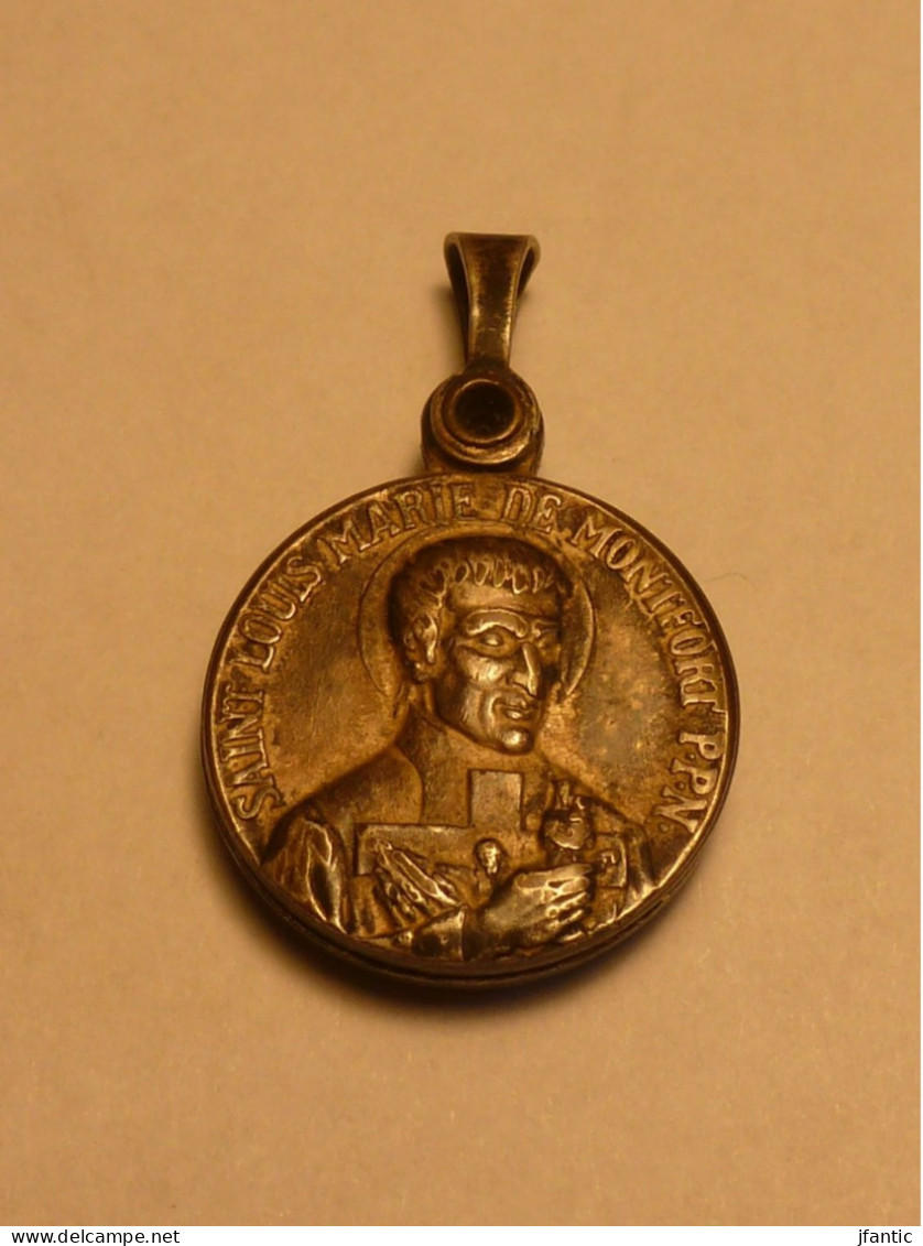 Saint Louis Marie De Monfort P.P.N, Médaille En Métal Argenté, Relique, Morceau D étoffe, Médaille Religieuse. - Sonstige & Ohne Zuordnung