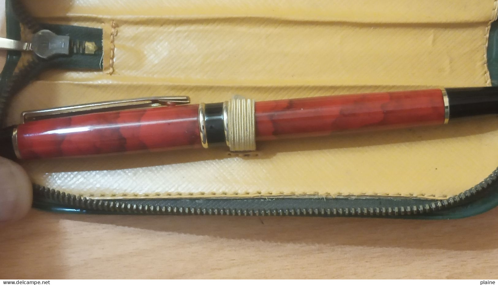 01 STYLO  A  PLUME - Pens