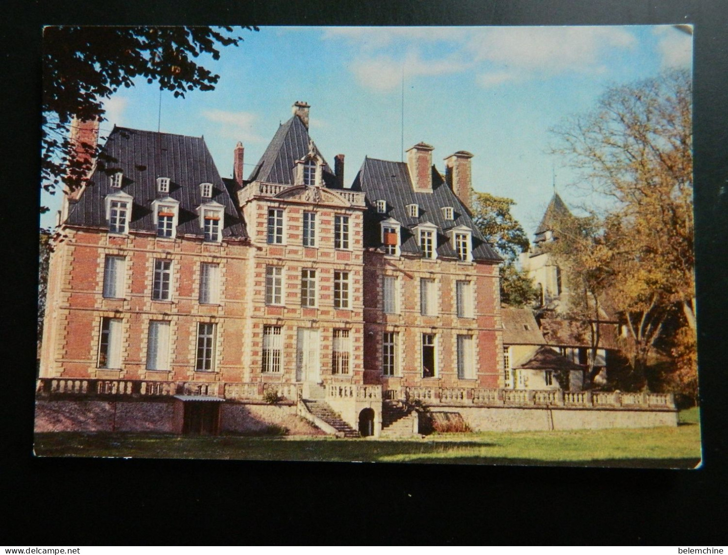 VISAGES DE GENNEVILLIERS       LE CHATEAU DE MENILLES ( EURE )    MAISON DE REPOS POUR PERSONNES AGEES - Gennevilliers