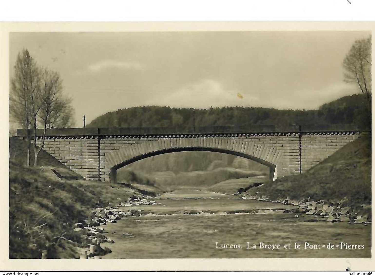 LUCENS ** A VOIR RARE** - LA BROYE Et Le Pont De Pierres - 26.08.1947 - Vers Gilly Sur Rolle - Recto/verso) - Lucens