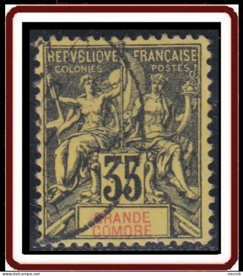 Grande Comore - N° 17 (YT) N° 18 (AM) Oblitéré. - Used Stamps