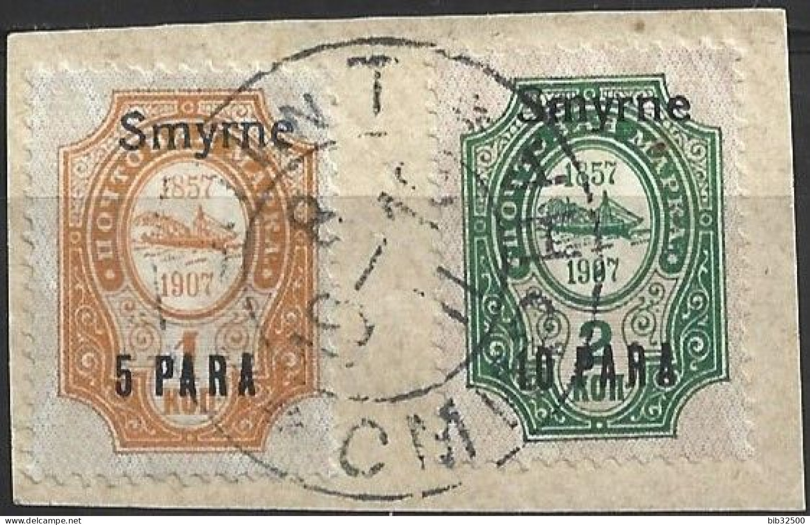 1909 - 1910 : Bureaux Russes Du Levant :  2 Timbres De  SMYRNE Sur Fragment - Levante