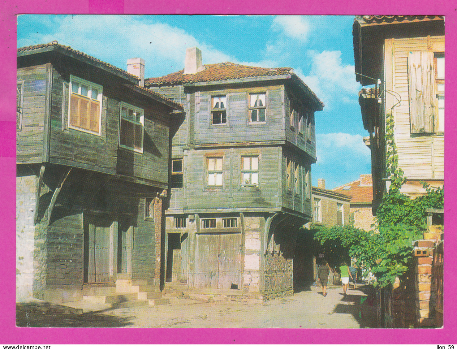 310971 / Bulgaria - Sozopol - Old Houses In The Old Town Two Women 1983 PC Septemvri Bulgarie Bulgarien Bulgarije - Bulgarie