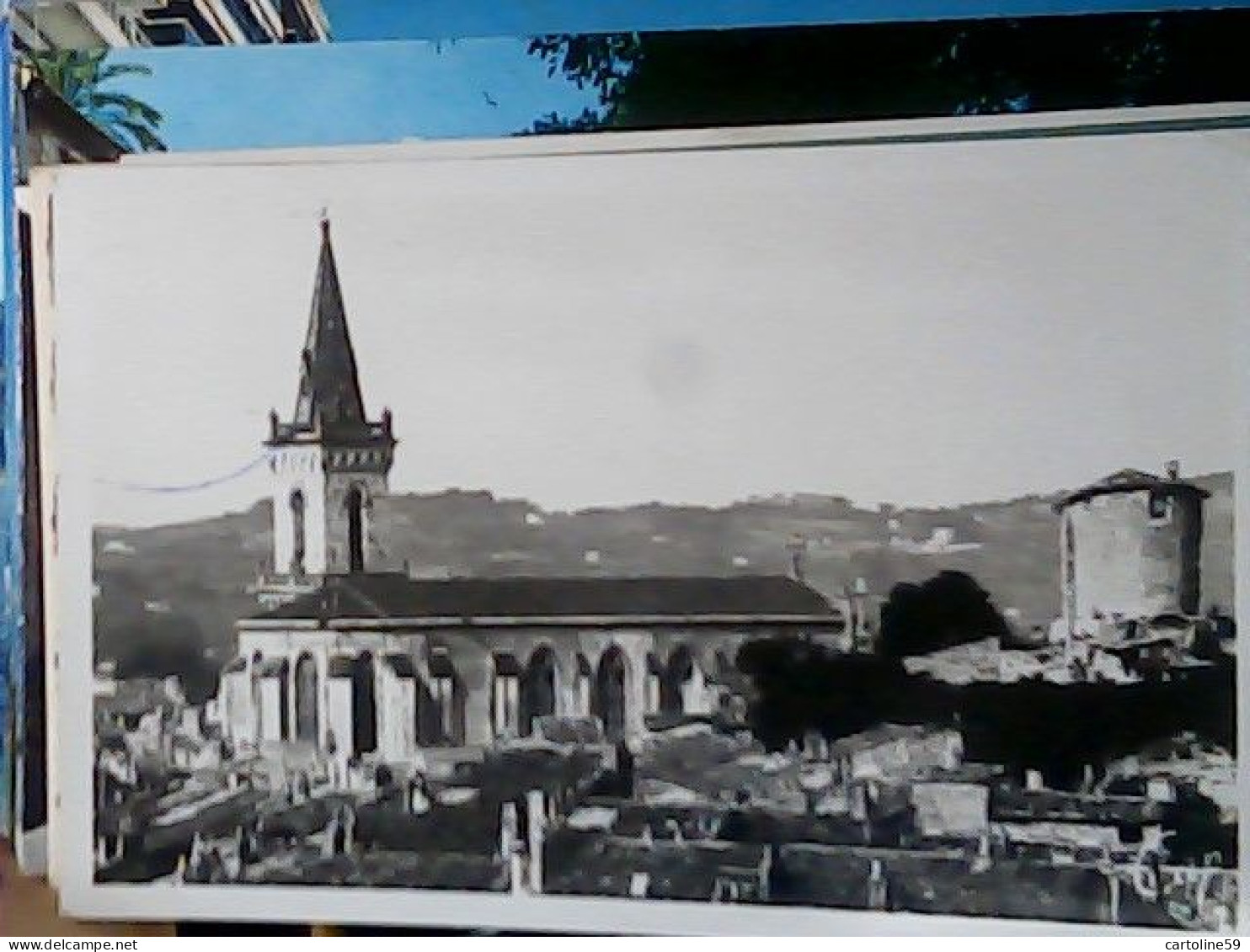 FRANCE 83 DRAGUIGNAN - Vue Vers La Cathédrale VB1944 JV6118 - Draguignan